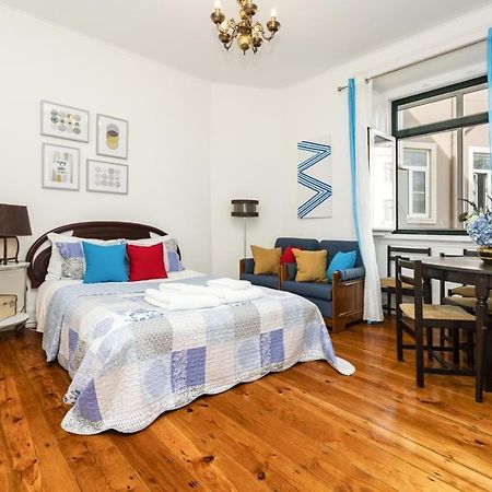 Retro M2 R4 - Lovely Double Room With Shared Bathroom Lissabon Buitenkant foto